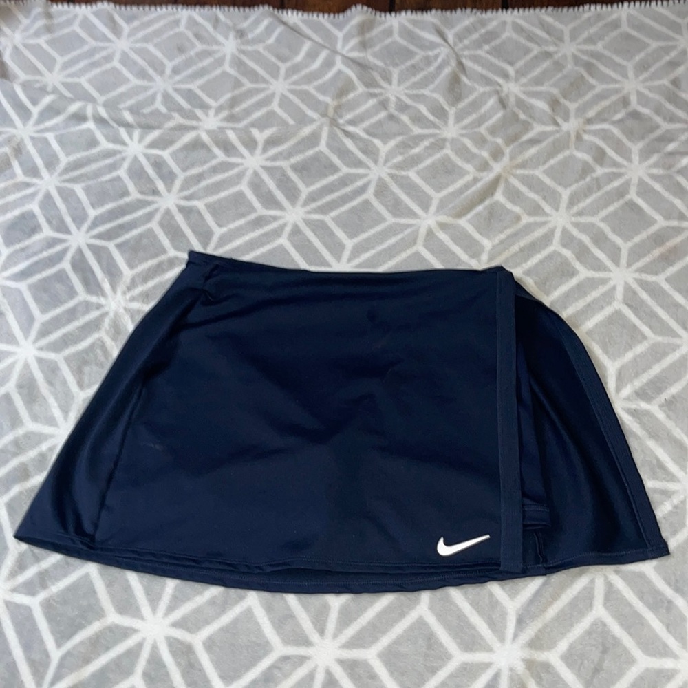 Nike women’s tennis skirt